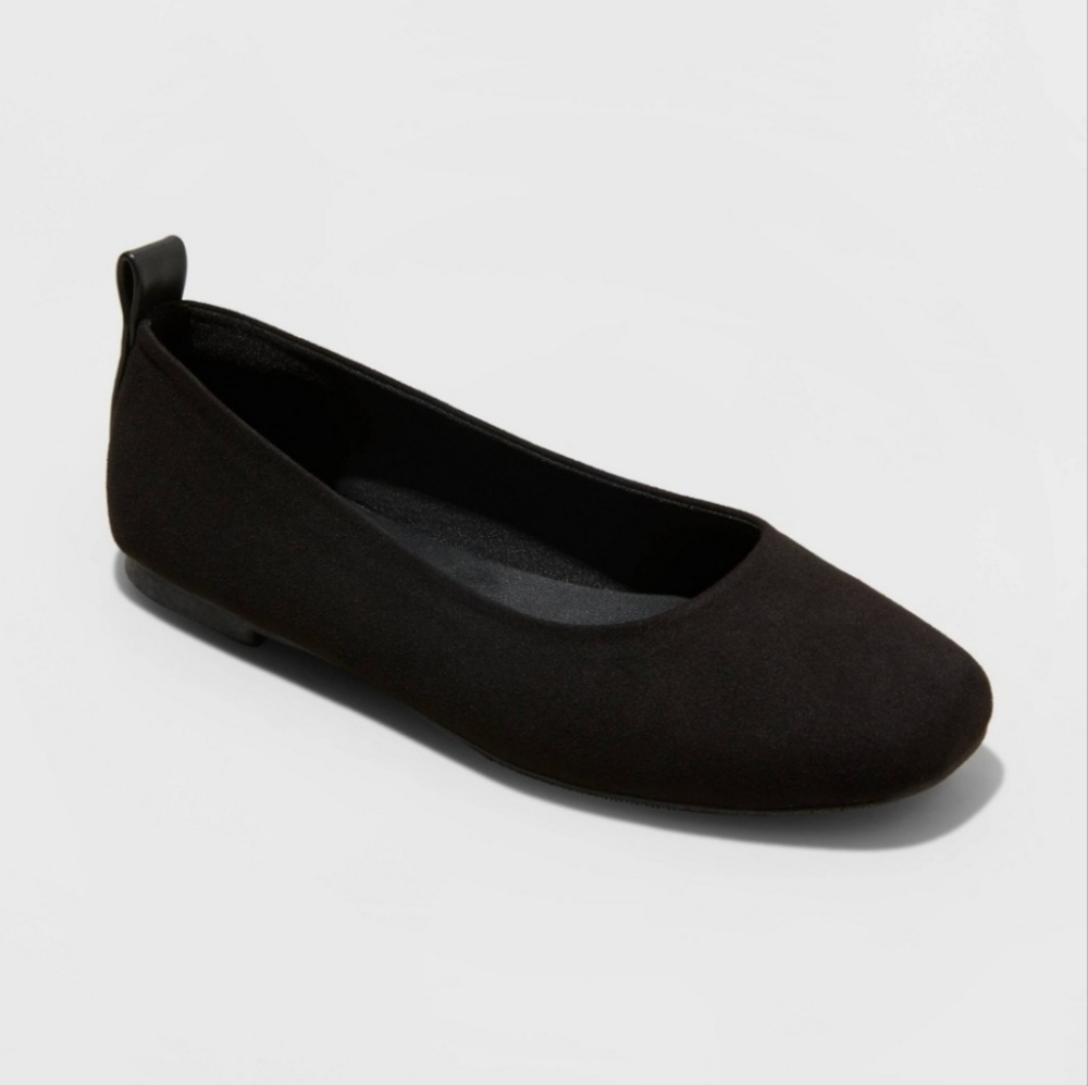 Ladies Black Ballet Flats Size 7.5